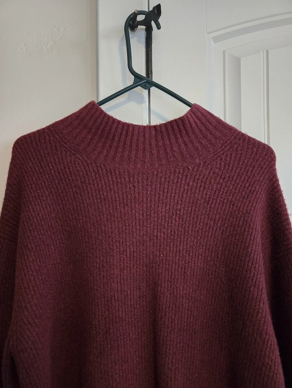 Caslon Ribbed Cowl Neck Sweater - Wine